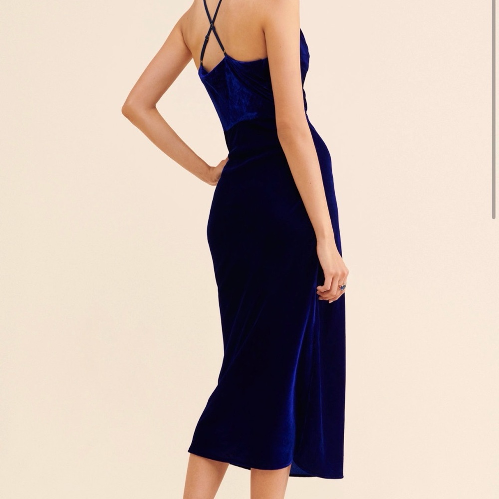 Adelyn Rae Zana Velvet Slipdress Cowl Neck Midi Dress in Sapphire Size L - Picture 2 of 9